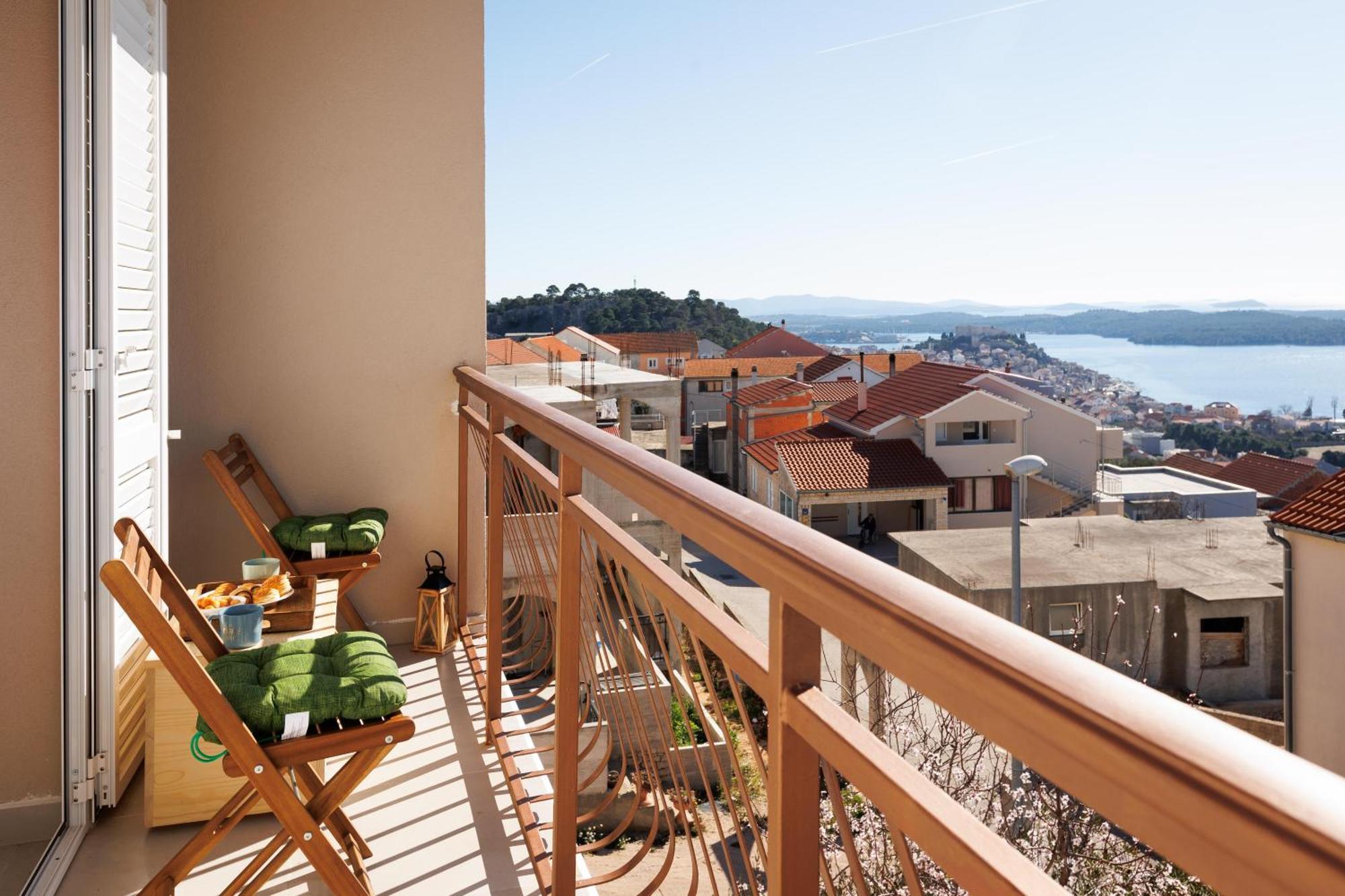 Summer Breeze Apartment - Quiet Place With A Spectacular View And A Garden Szybenik Zewnętrze zdjęcie